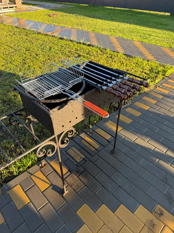 Дом на берегу реки с банным чаном