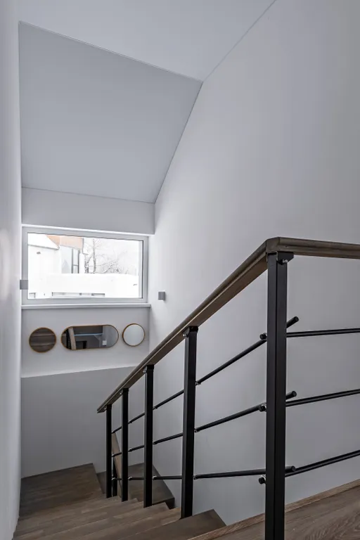 Двухэтажный семейный коттедж