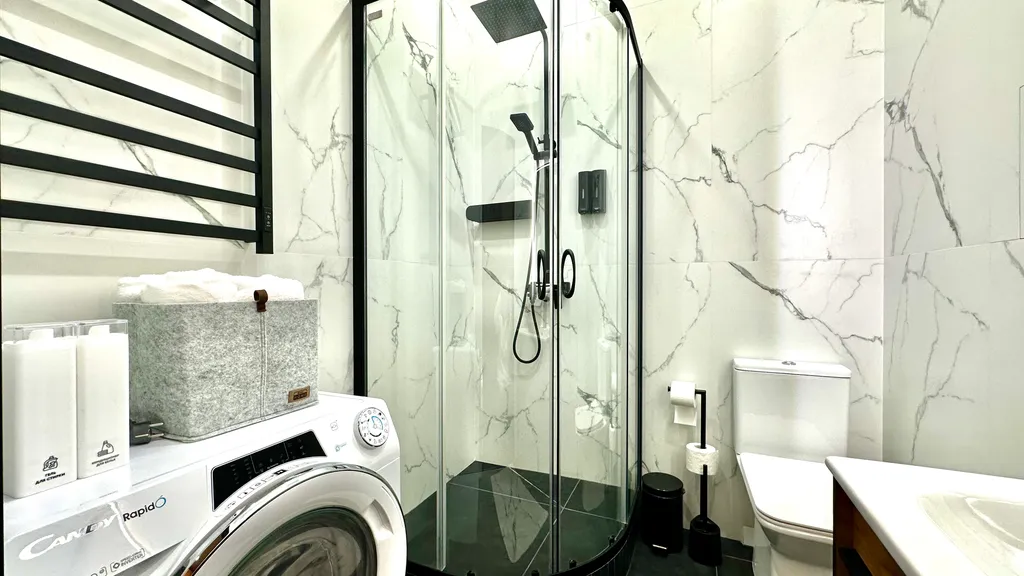 #58 Стильные апартаменты с видом на горы