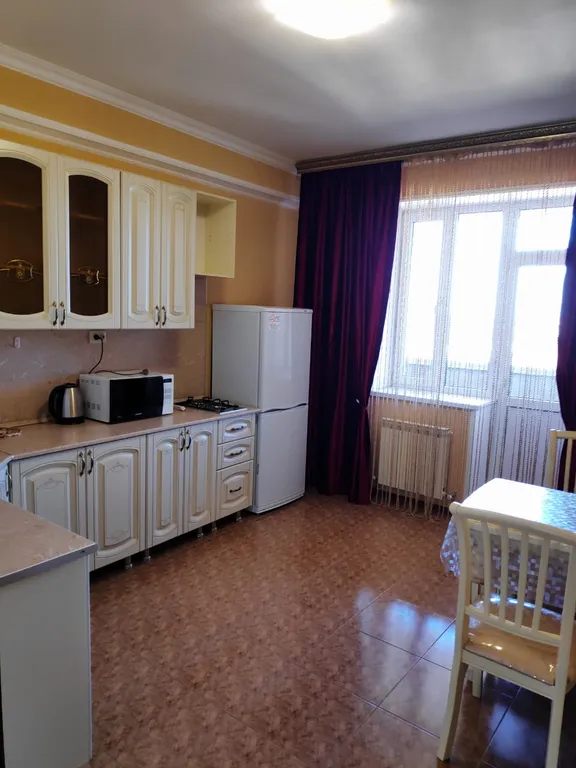 Квартира Квартира Анти-Отель на 4чел. 2комн.кв. 10этаж, код-124 — Махачкала