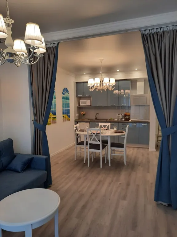 Квартира Двухкомнатные апартаменты в центре у моря — Светлогорск