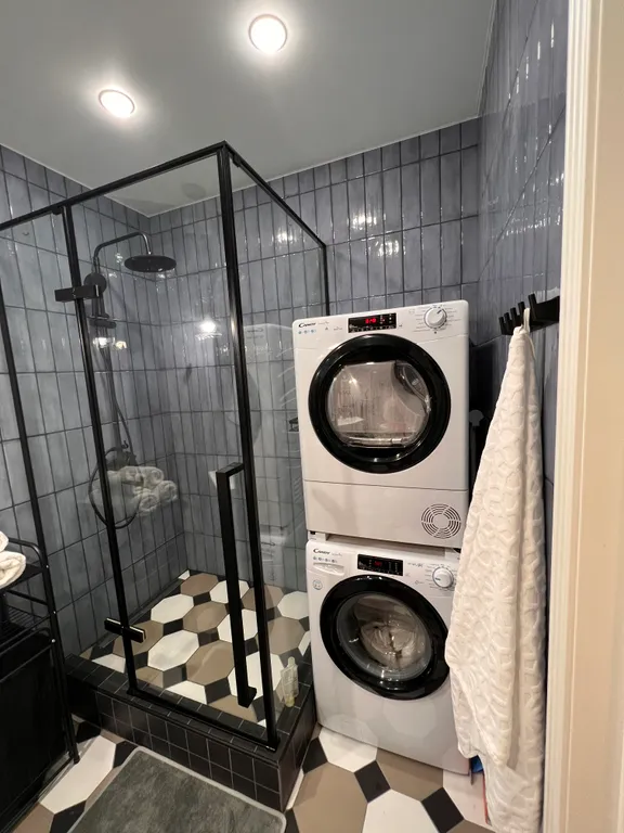 Квартира Апартаменты в ЖК Морская Симфония 2 с видом на море и горы — Адлер