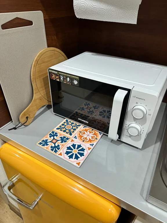 Просторная квартира с отдельным входом возле гипермаркета Перекресток