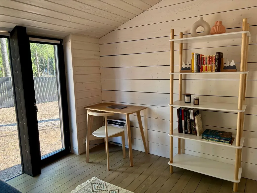 Стильный домик в лесу рядом с Икшинским водохранилищем