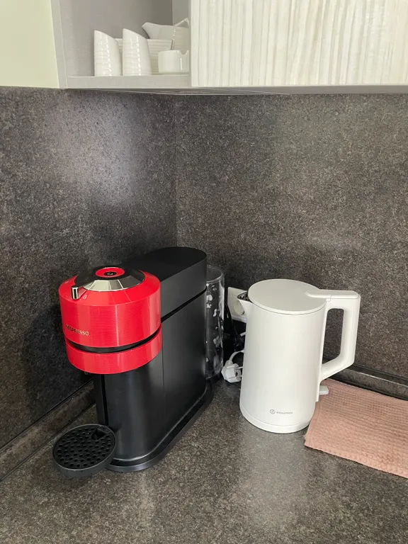 Большая квартира напротив подъемника