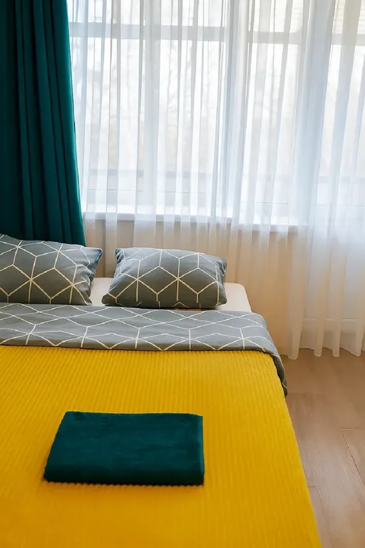 Квартира Однушка с видом на зеленый сад и пением птиц — аренда посуточно в Таганрог