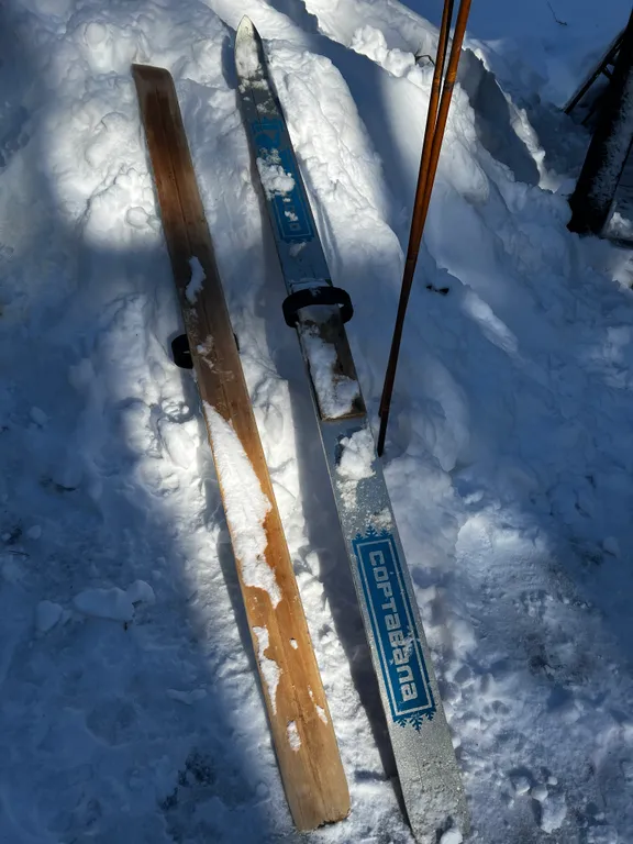 Стильный дом на берегу Ладожского озера с панорамным видом