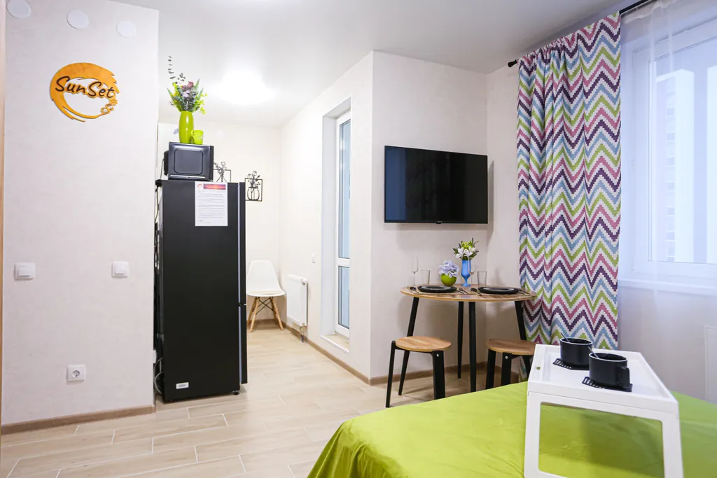 SunSet студия Цветной лев