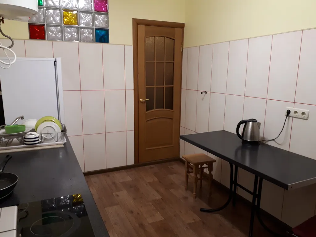 2 комнатная квартира с раздельными комнатами. на ул. Донская 26А