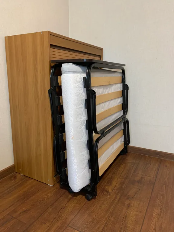 Трёхкомнатная, удобное расположение, отчетные документы.