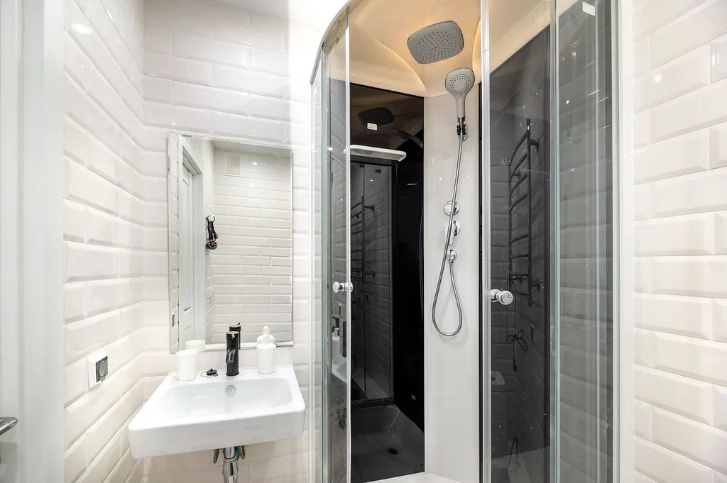 Студия у аллеи фонтанов и парка