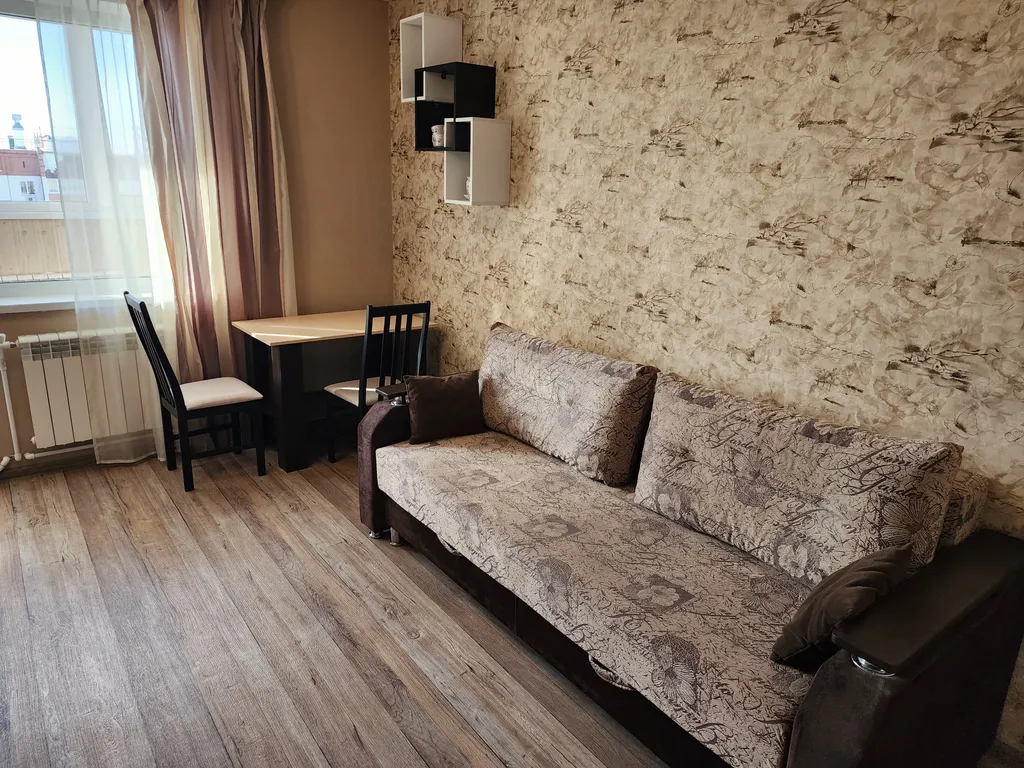 Уютная студия с видом на озеро рядом с вокзалом