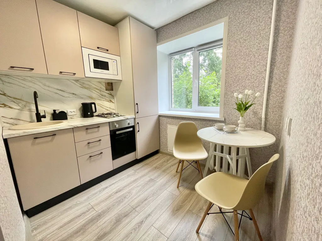 Квартира Вместительная квартира в самом центре — Екатеринбург