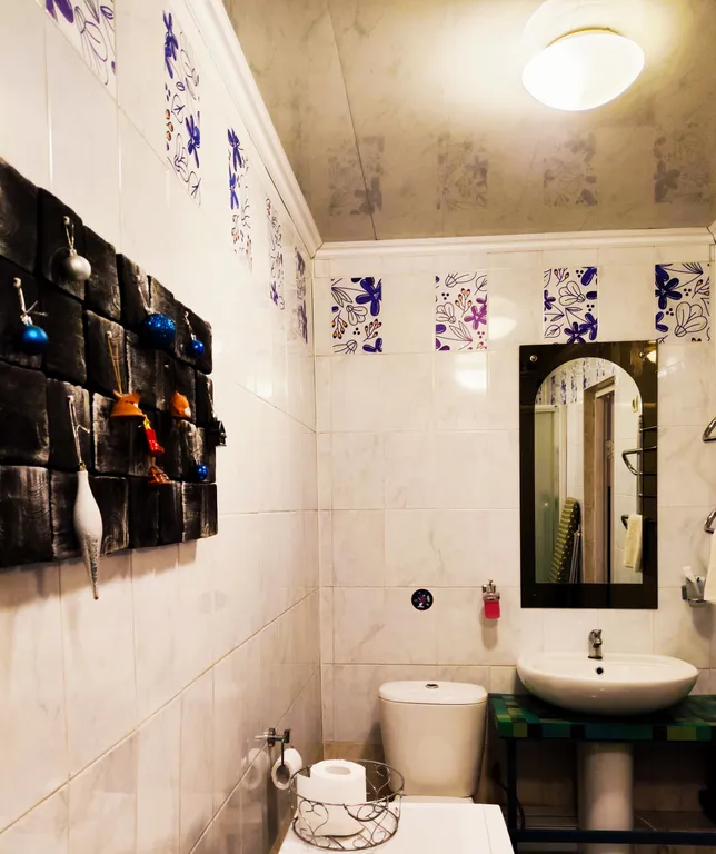 Коттедж Удивительный дом в центре, первый этаж целиком, мангал — Казань