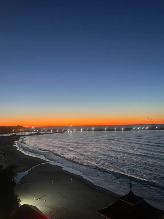 2-х комнатный апартамент с прямым видом на море