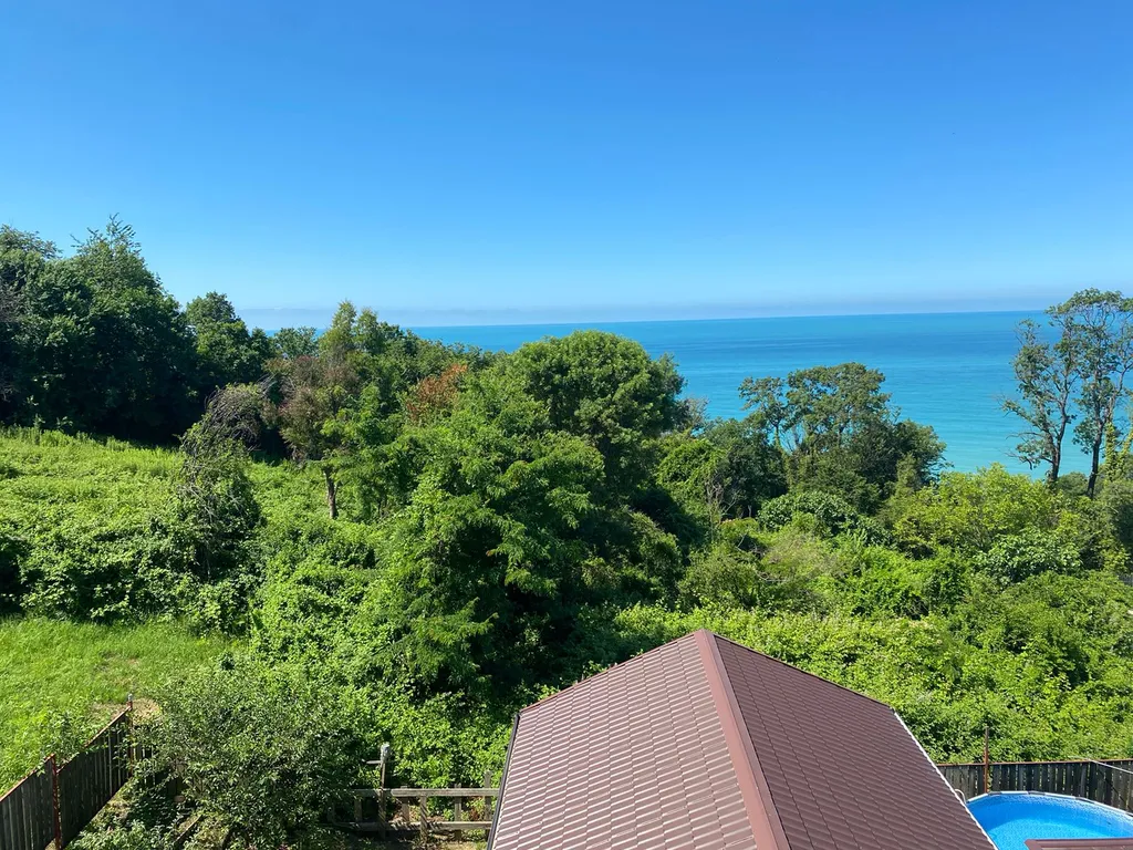 Дом в тихом месте у моря