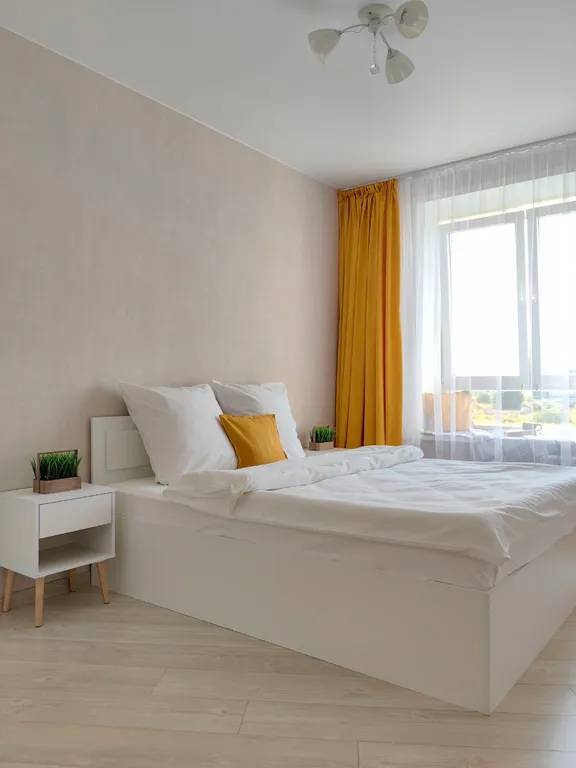 Яркая квартира на Визнюка