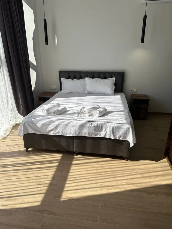 Уютный люкс с панорамной лоджией и завтраками