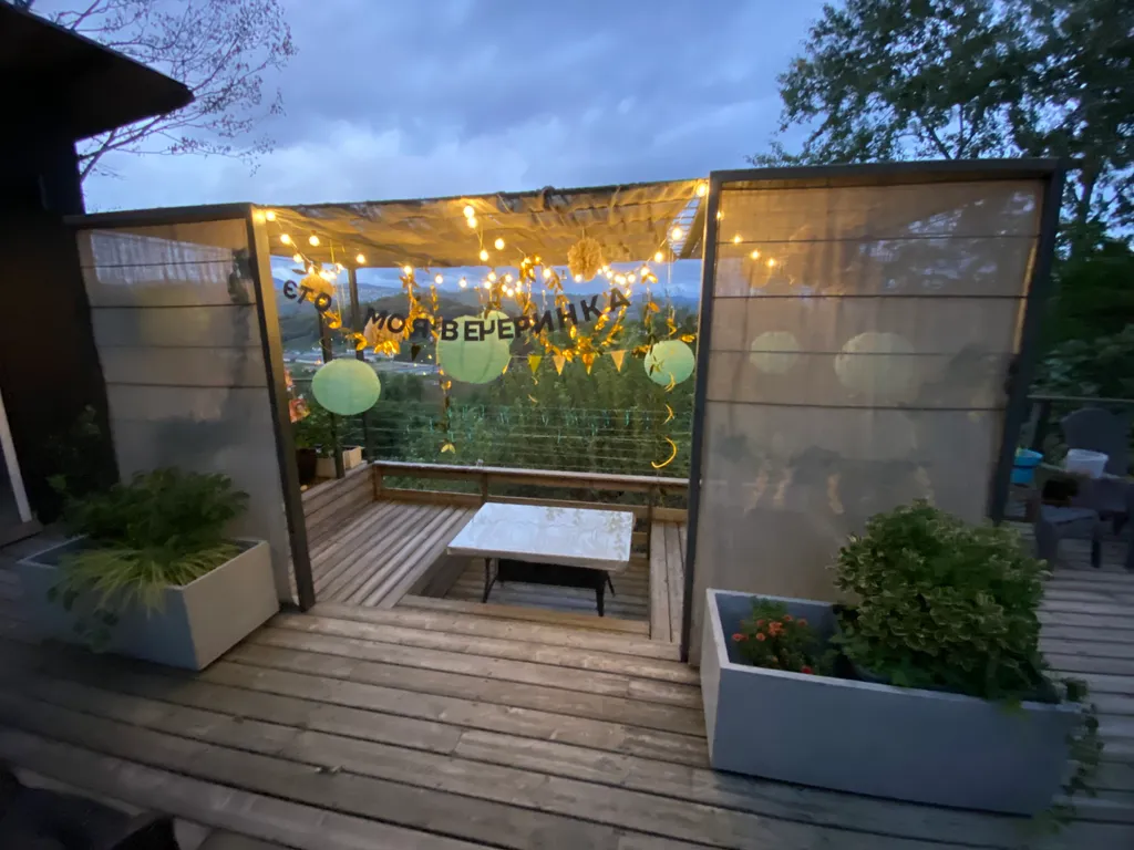 3-комнатная квартира в доме с видом на горы и море