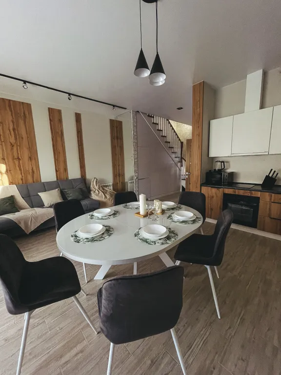 Коттедж Bungalow Park House — аренда посуточно в Новоабзаково