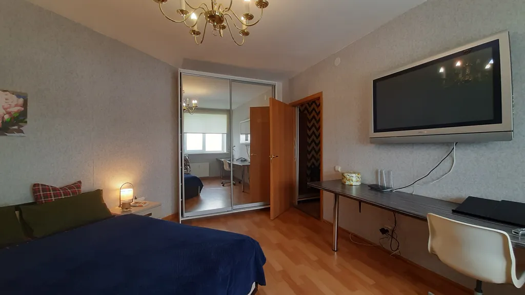 Зеркальная квартира в 20 минутах от Невского проспекта