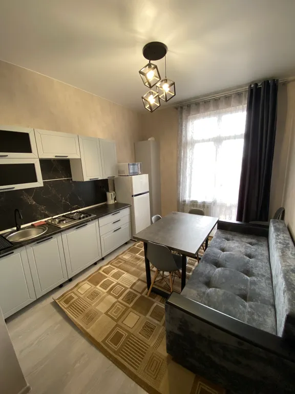 Комфортная квартира в центре города — аренда посуточно в Избербаш