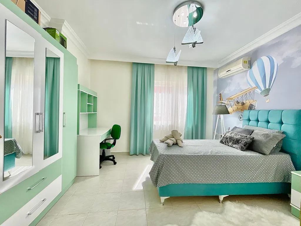 Роскошная квартира 2+1 на берегу средиземного  моря