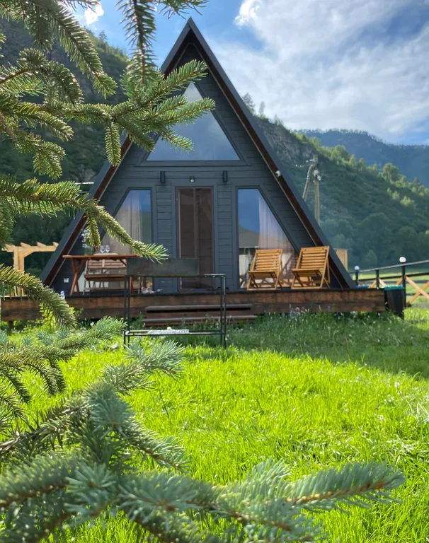 Коттедж Афрейм с панорамным видом на горы — аренда посуточно в Чемал