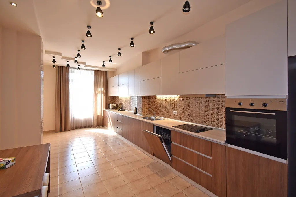 Красивая трёхкомнатная квартира в центре города