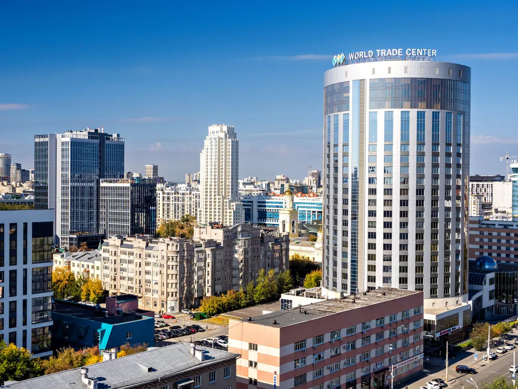 Квартира Место в подземном паркинге Центр Екатеринбурга Красивый вид. — аренда посуточно в Екатеринбург