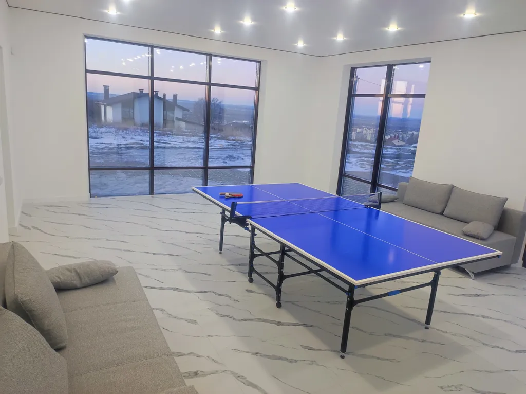 Коттедж с большой придомовой территорией, сауна, бассейн, мангал