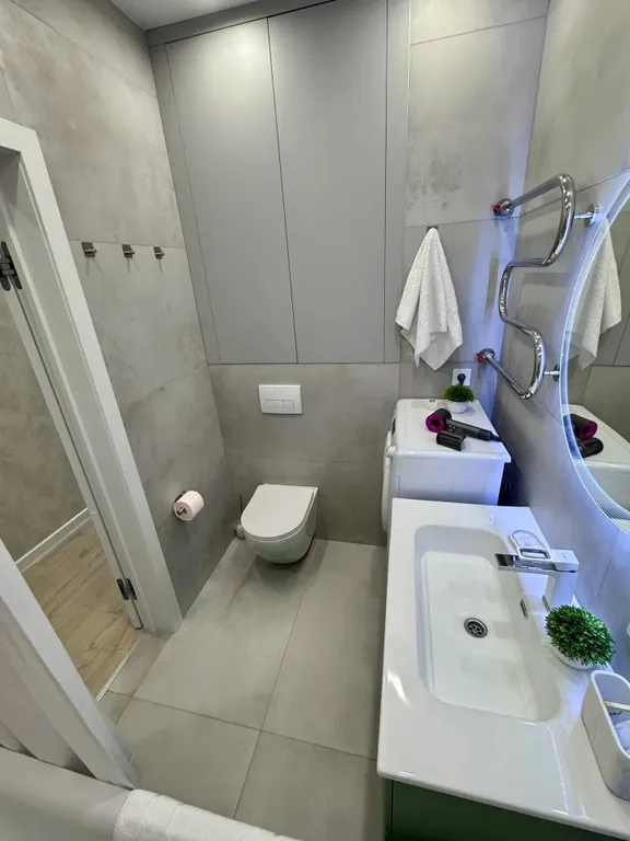 Новая квартира в центре города с дизайнерским ремонтом