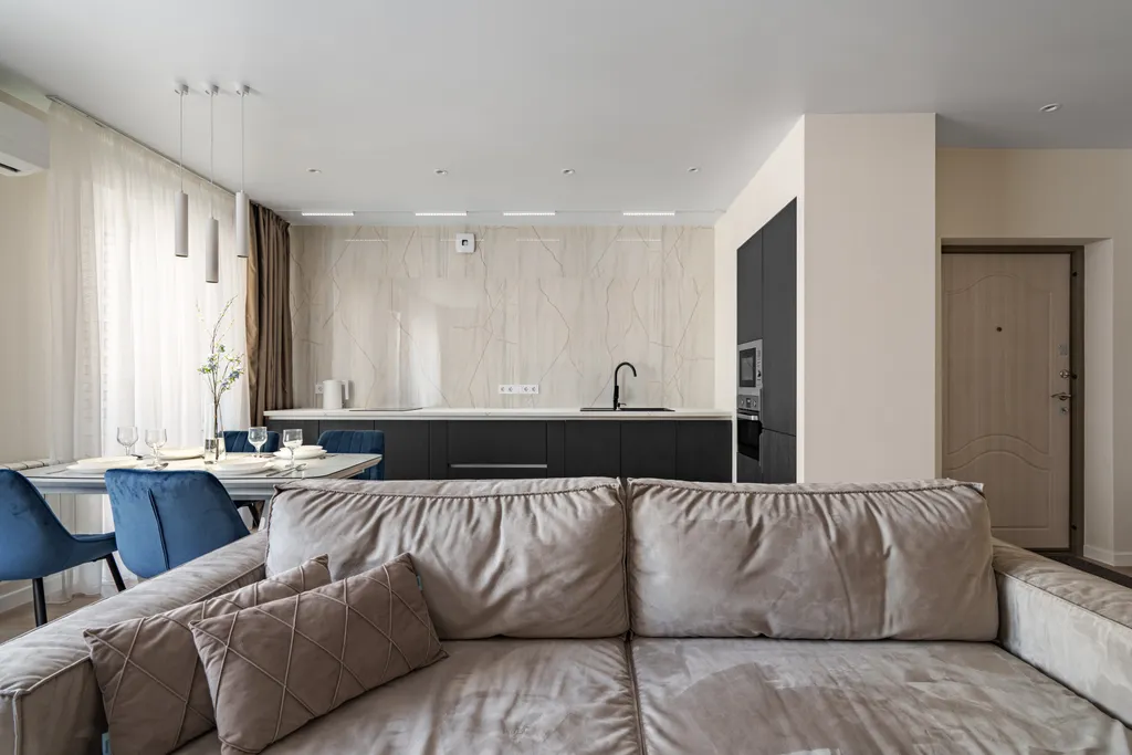 Дизайнерская квартира напротив ТЦ Планета