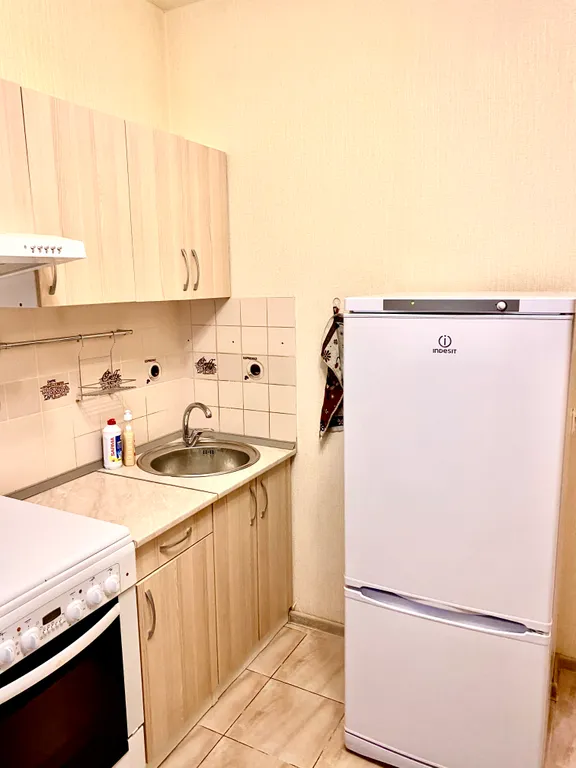 Однокомнатная квартира! Рядом с Александровским парком!