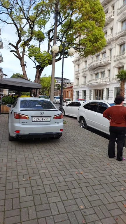 Апартаменты люкс с балконом в 200 метрах от моря с верандой