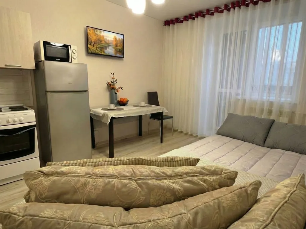 Квартира Студия в ЖK Haxимов рядом со Звёздoчкой — аренда посуточно в Северодвинск