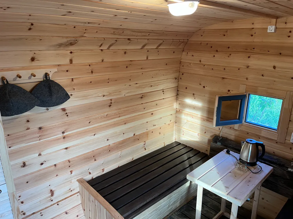 Дача Демьяна на берегу Волги