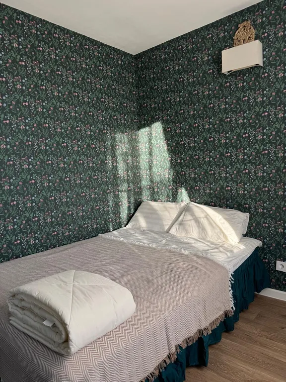 Апартаменты с видом на церковь Двенадцати апостолов