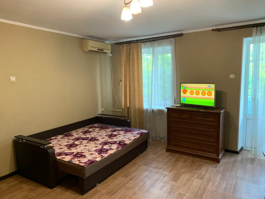 Уютная квартира в центре города — аренда посуточно в Феодосия