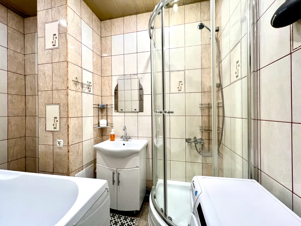 4-комнатная Квартира