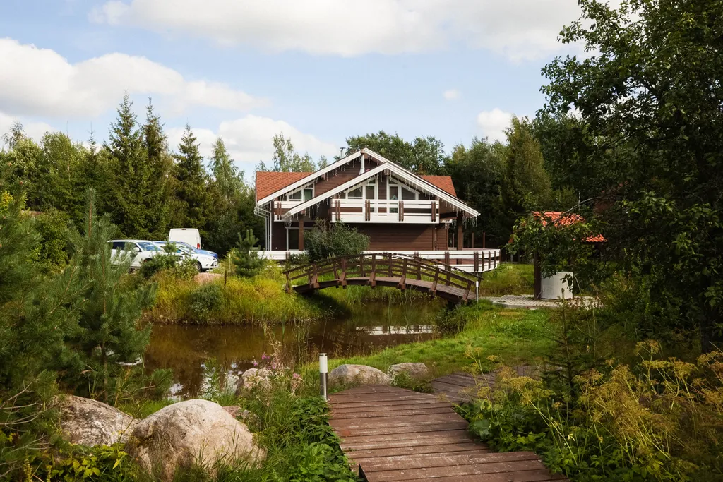 9-комнатный Дом