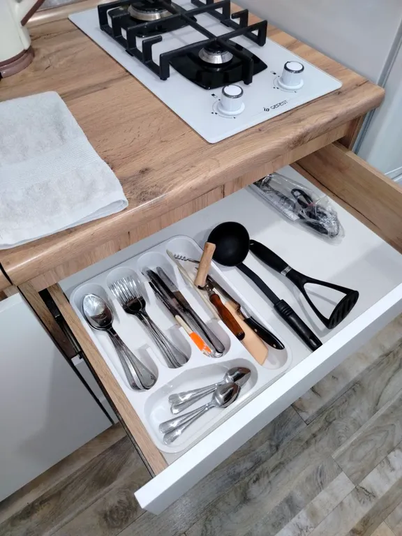 Уютная квартира в самом центре на набережной с видом на парк победы