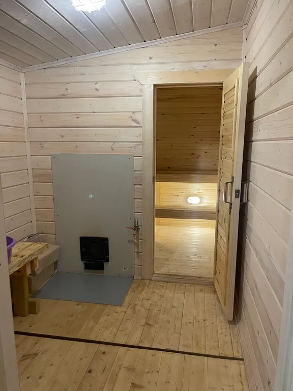 Дом на берегу озера Логмозеро