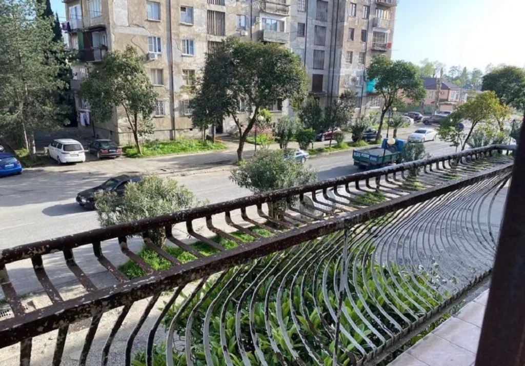 Квартира Просторная квартира вблизи набережной — Сухум