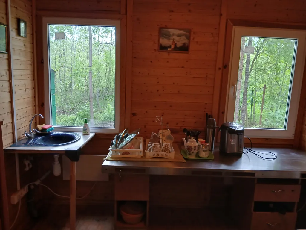 Домик на озере