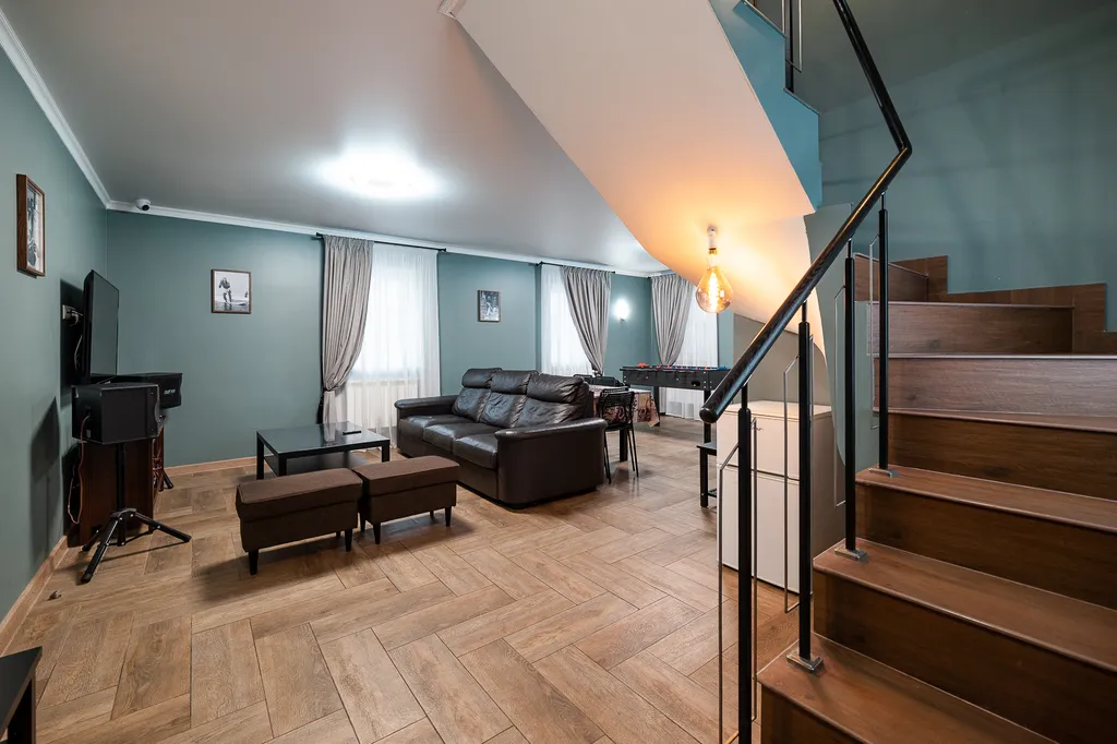 Коттедж 8-комнатный Дом — Голиково