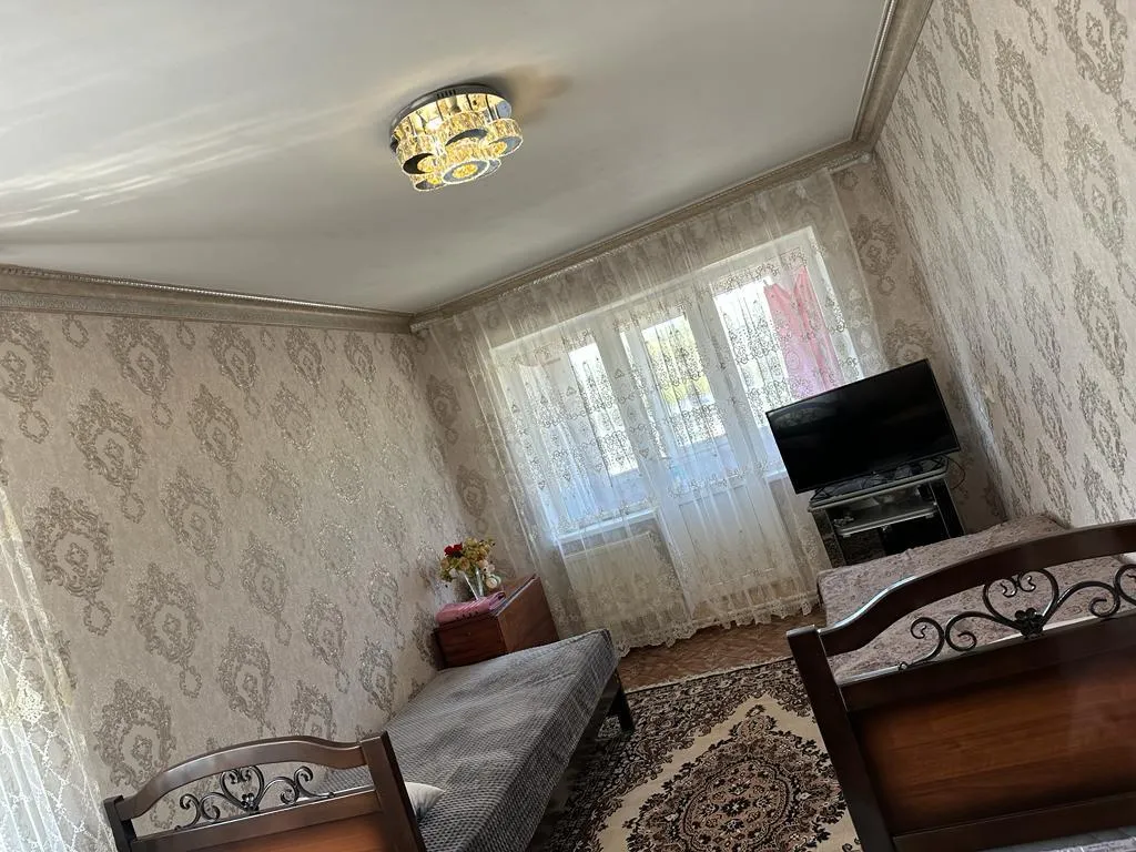 Уютная квартира в центре поселка со свежим ремонтом — аренда посуточно в Дубки