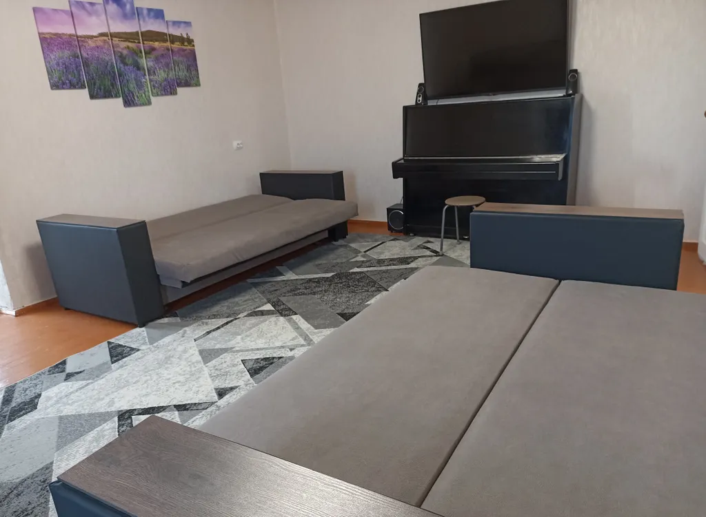 Квартира Просторная 3-комнатная квартира на 10 гостей — Волгоград