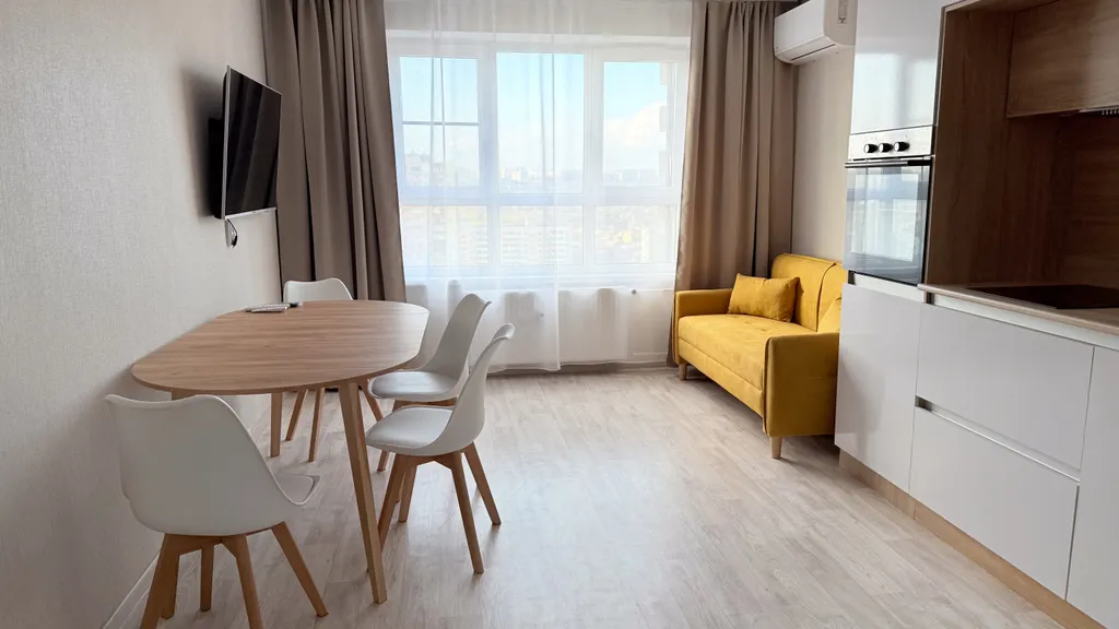 Просторная квартира с видом на город