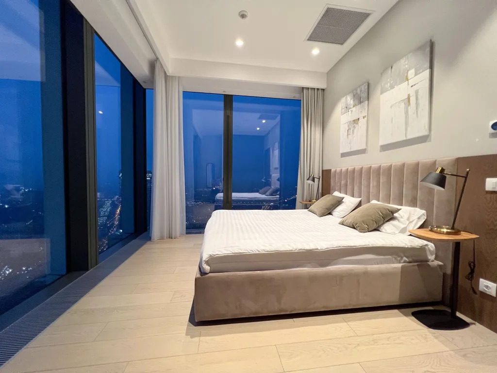 Угловой апартамент в Москва сити